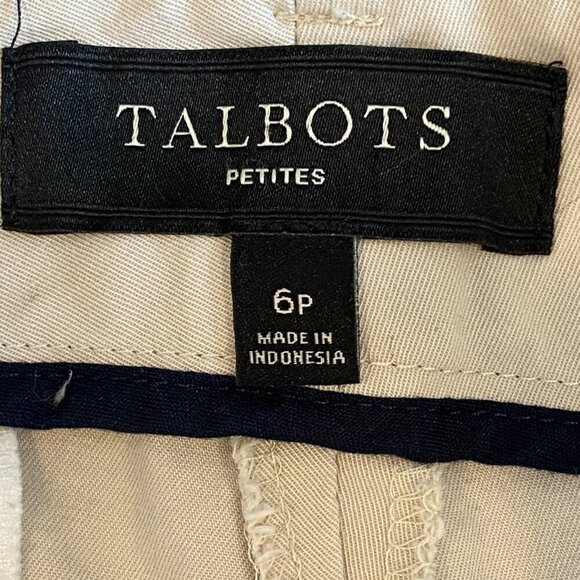 Talbots Petites 9 inch inseam Bermuda Shorts Sz 6P Beige #276R - Picture 4 of 4